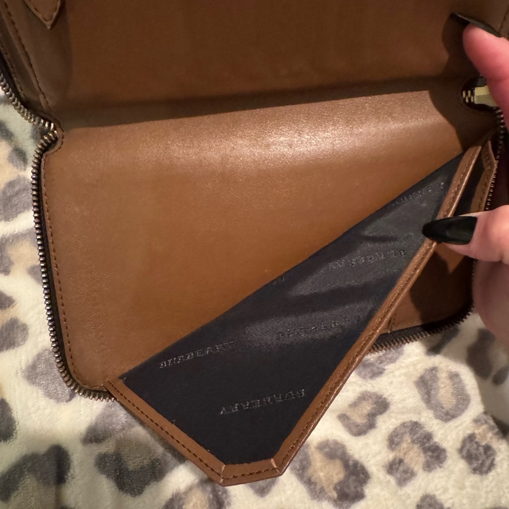 Burberry Brown Leather Zip Wallet with Gold-Tone Hardware - Picture 8 of 12